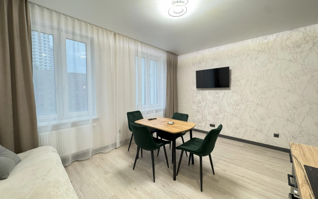 V Tsentre Goroda A2 Apart Flat