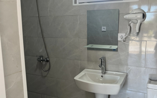 Na Zheleznodorozhnoy Guest House