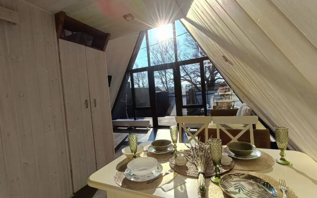 S Chanom Alena_Aframe Chalet