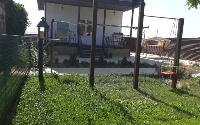 Solnechny Guest House