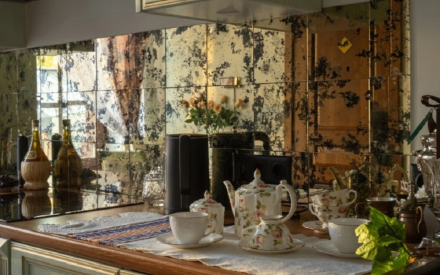 Отель Кристал