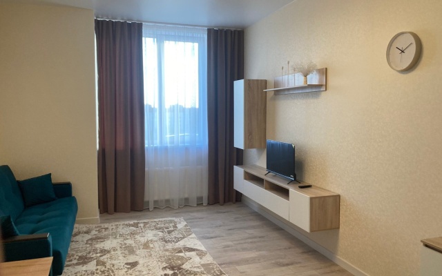 2-kh Komnatnaya Sapfir Tolmacheva 15 Flat