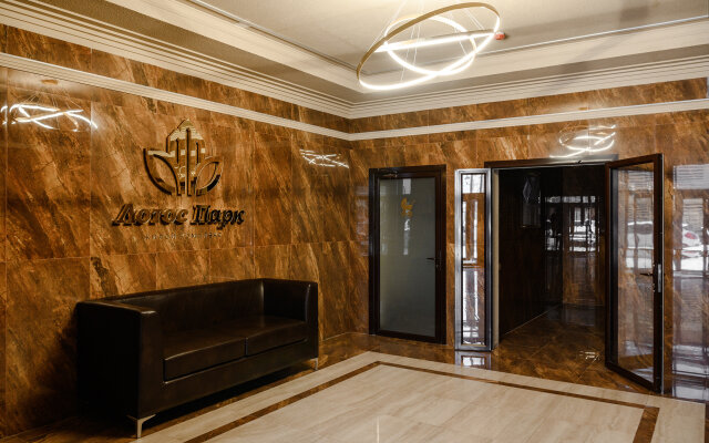 Green FOX s sovremennym remontom v ZhK Lotos Park Flat