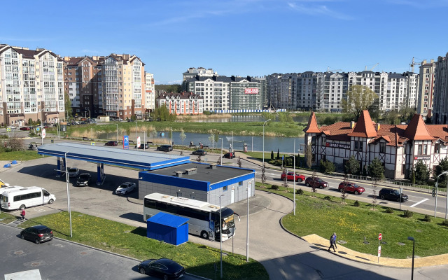 S Vidom Na Ozero V Tsentre Zelenogradska Flat