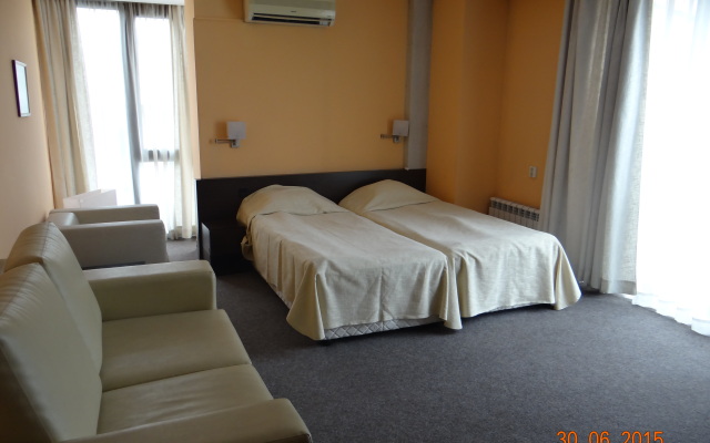 Famyli Hotel Elitsa