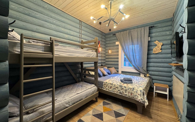 Частный дом У друзей сруб