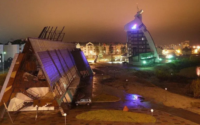 Отель Карибу