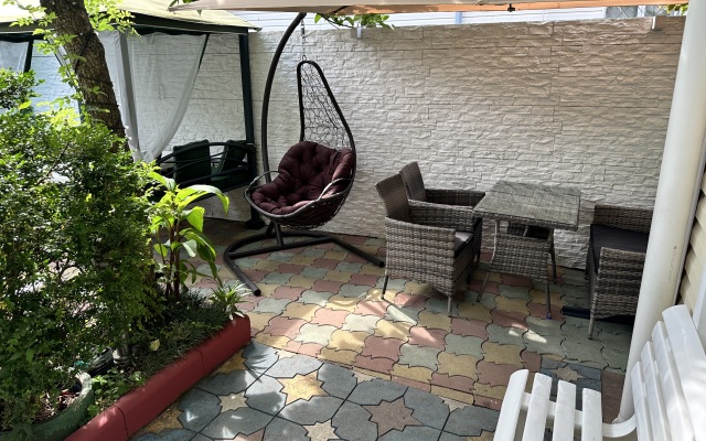 Lazurnyij Briz Guest house