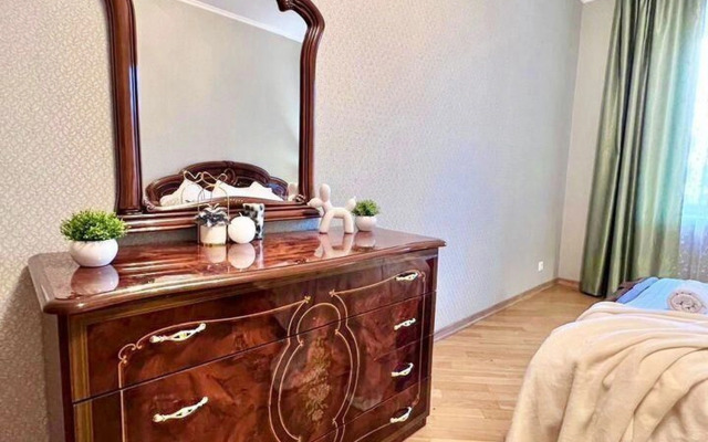 Квартира на Муштари 15