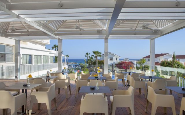 Lordos Beach Hotel & Spa