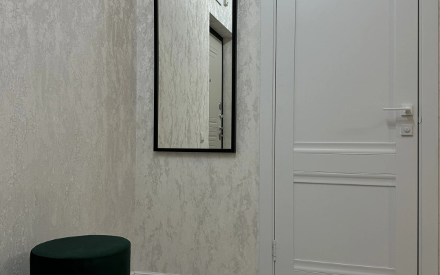 Biznes-Klassa S Kaminom Flat