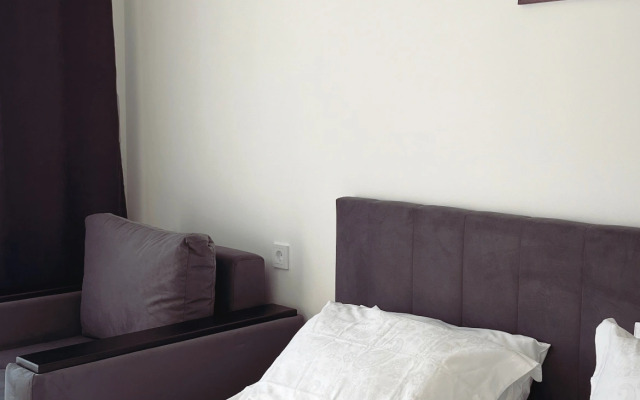 Na Zheleznodorozhnoy Guest House