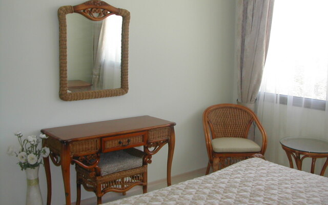 Gardenia Apartments