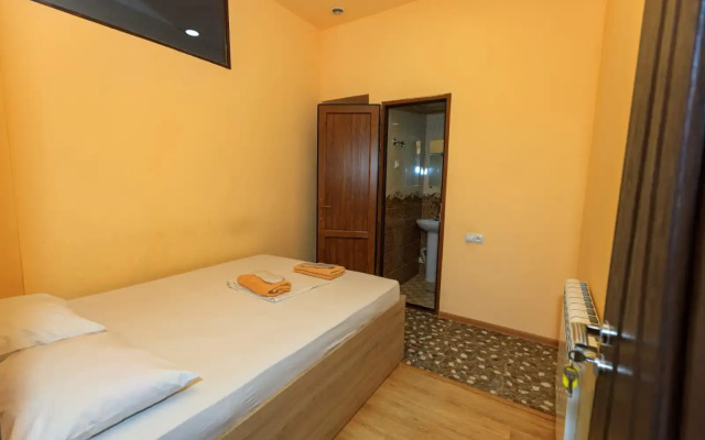 Alpina Yerevan Hotel