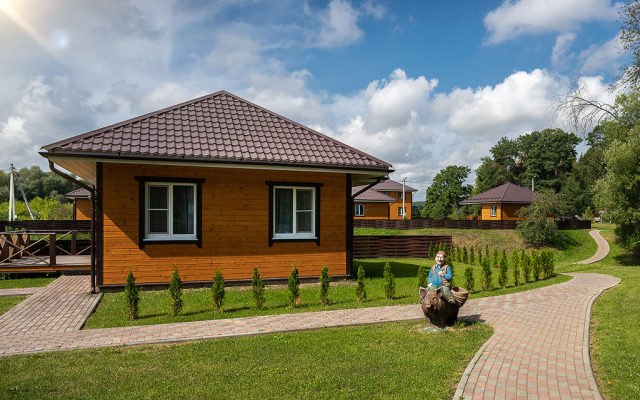 Dachnyij Hotel Lesnyie Polyanyi