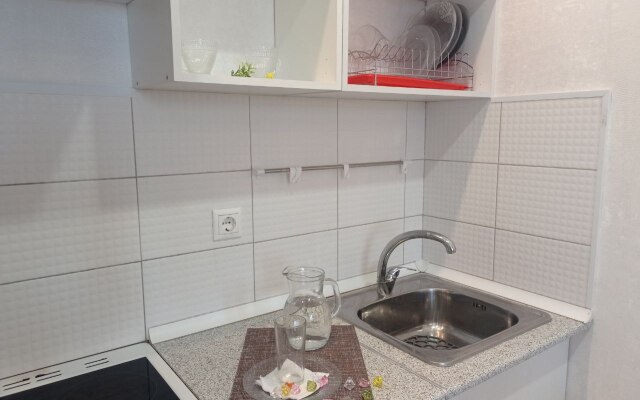 Live-In-Comfort Na Vysotnoy 9-17 Flat