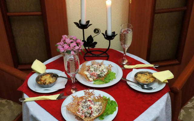 Отель Александровский парк-отель