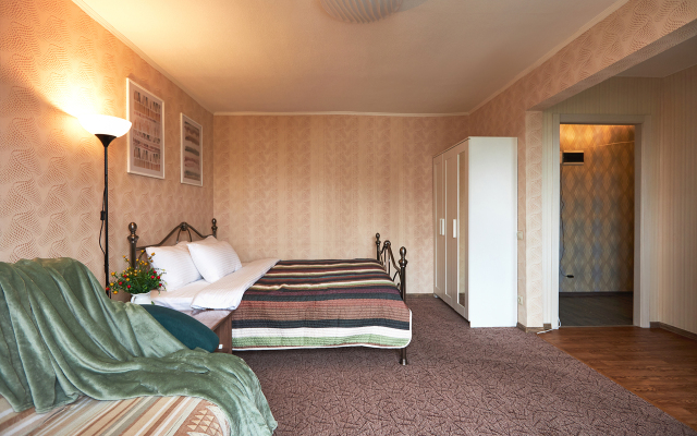 Квартира Ваш Рантье на Егорова 19 неподалёку Azimut