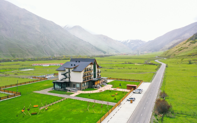 Отель Suatis Resort Kazbegi