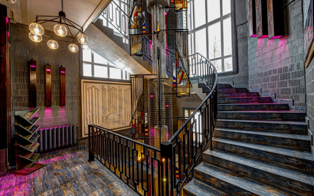 Russian Seasons Selo Vyatskoe Hotels 4*
