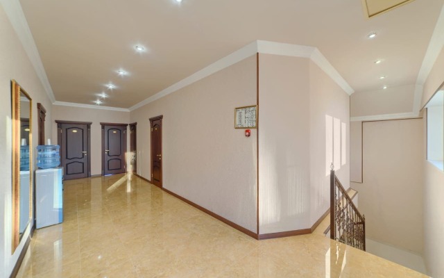 Astoria Hotel