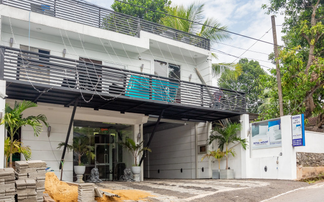 Отель Yoho Royal Mount Residence