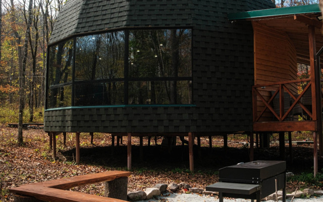 Частный дом сфера у Пидана