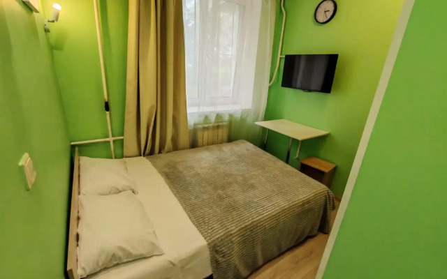 Na Bolshoy Tatarskoy Apartments