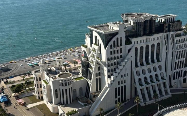 Апартаменты в апарт-отеле Orbi Residence Sea View