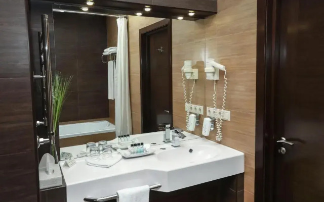 Отель Оазис