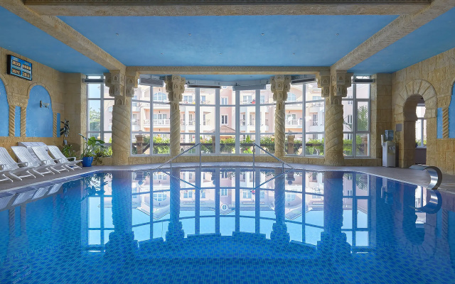 Курортный отель Alean Family Riviera