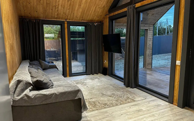 Частный дом Barn-House у леса с бассейном и банным чаном