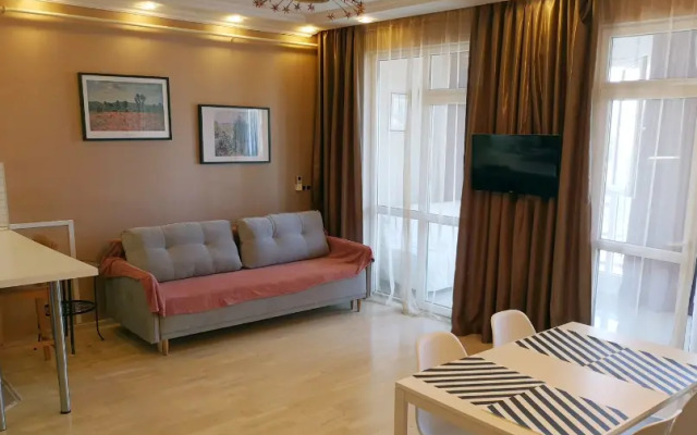 Studiya Per B Khmelnitskogo Flat