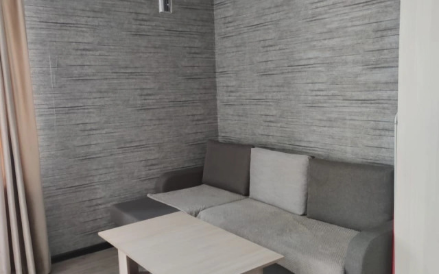 Na Prospekte 50 Let Oktyabrya Flat