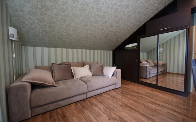 Частный дом Коттедж 3-х этажный