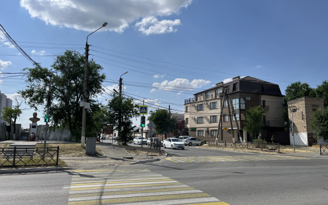 Отель Домино