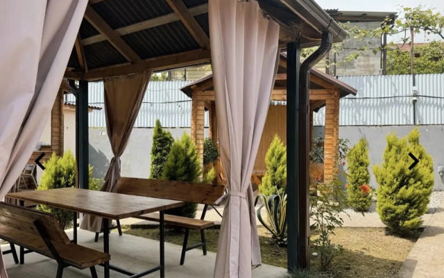 Afon House Mini hotel