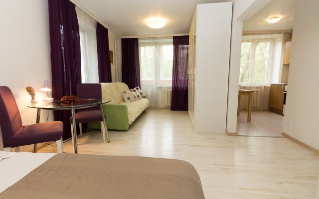 Na Kastanayevskoy 3 Apartment