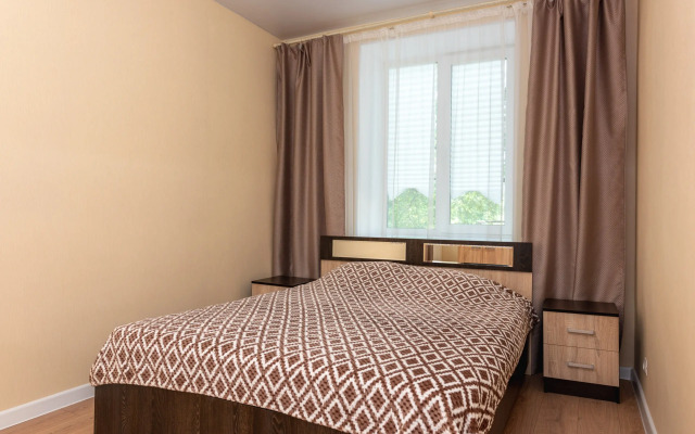 Апартаменты Яр-сутки на Октября 23