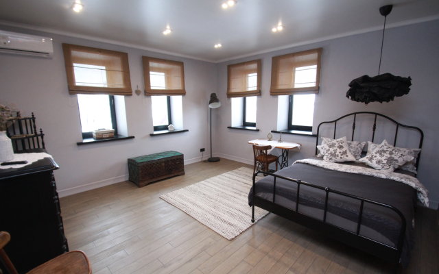 V Stile Loft V Tsentre Goroda Apartments