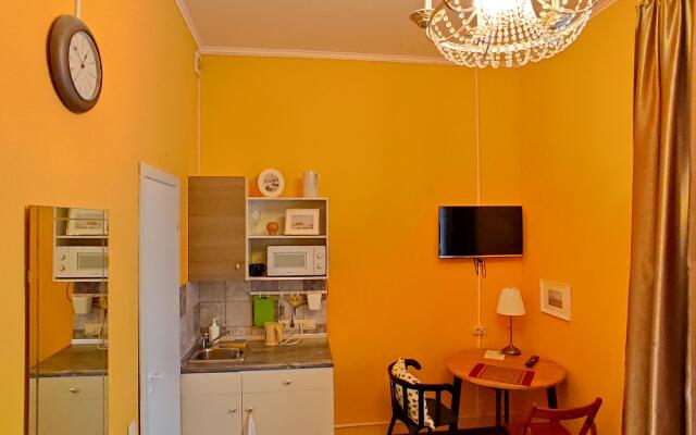 Furnished Rooms Na Stolyarnom