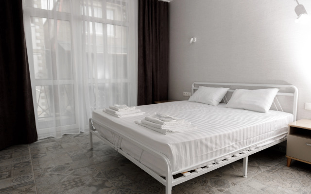 Pervy Etazh Novy Blok Flat