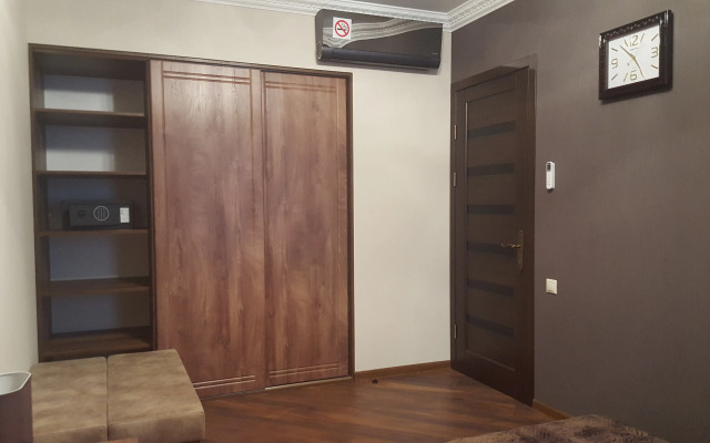 Mimino Deluxe First Line (C I) Apartments