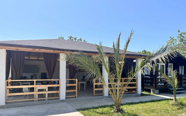 Aqua Resort Guest House