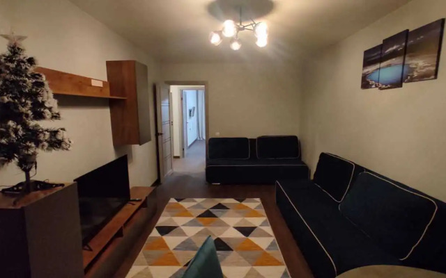 Апартаменты 50 лет Октября 35