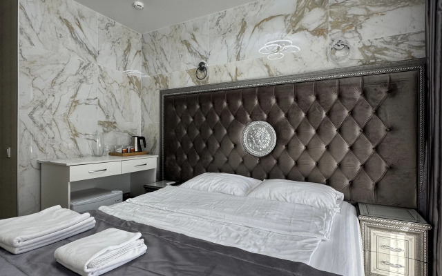 U Morya, Kruiz Lenina 219/5 Apartments