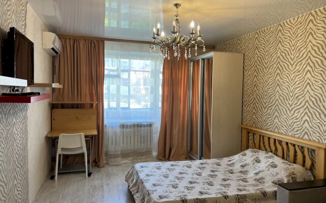 Апартаменты 351 Молодёжная 1