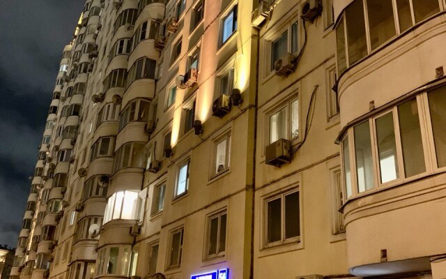 Квартира Двухкомнатная на Тульской