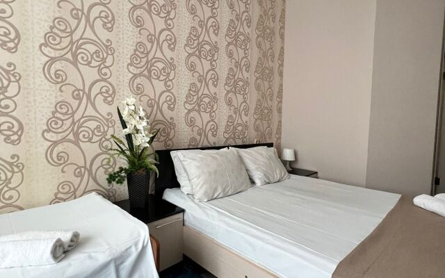L' Etual Guest House