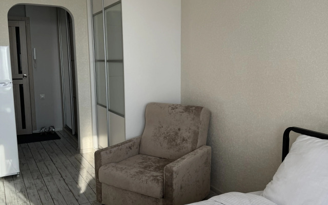 Uyutnaya Studiya S Velikolepnymi Zakatami Flat